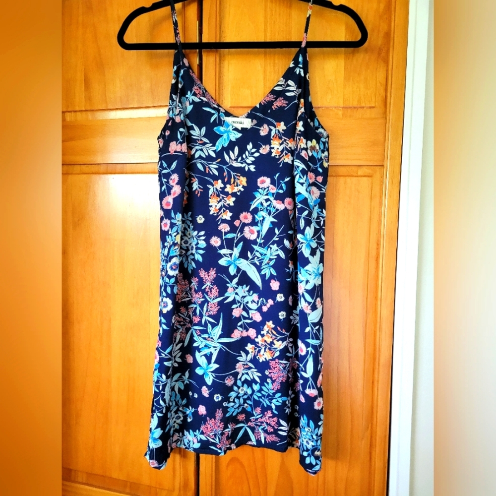 Blue floral sun dress, Ceramic, Size Medium